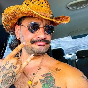 Meet your Posher, Austin